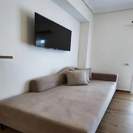 Lbc Otel Saranda