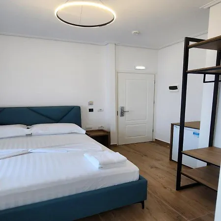 Otel Lbc Saranda