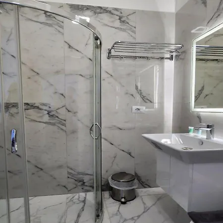 Lbc Hotel 4*