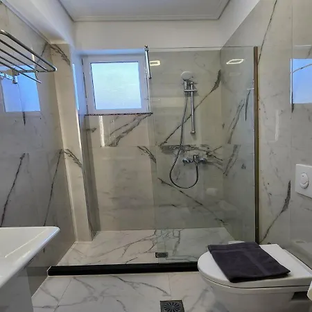 Lbc Hotel 4*