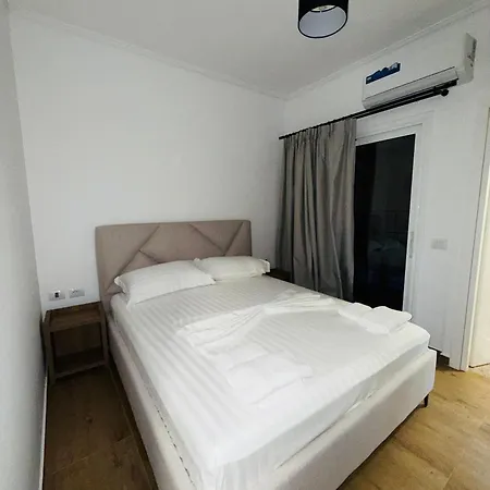 Lbc Hotel 4*