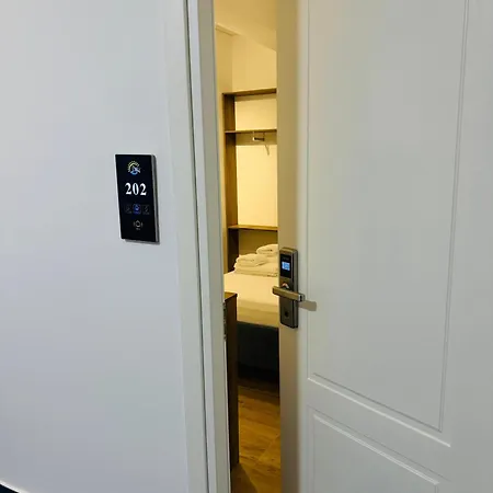 Hotel Lbc 4*